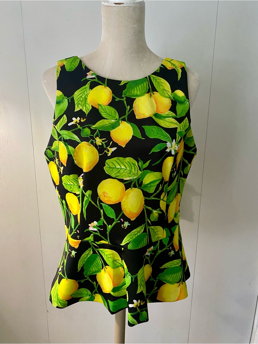 Alexia Admor Black Lemon Print Sleeveless Peplum Tank